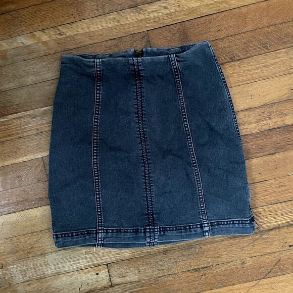 Free People Dresses & Skirts - Free People jean miniskirt classic casual‎ style cotton rayon comfortable summer